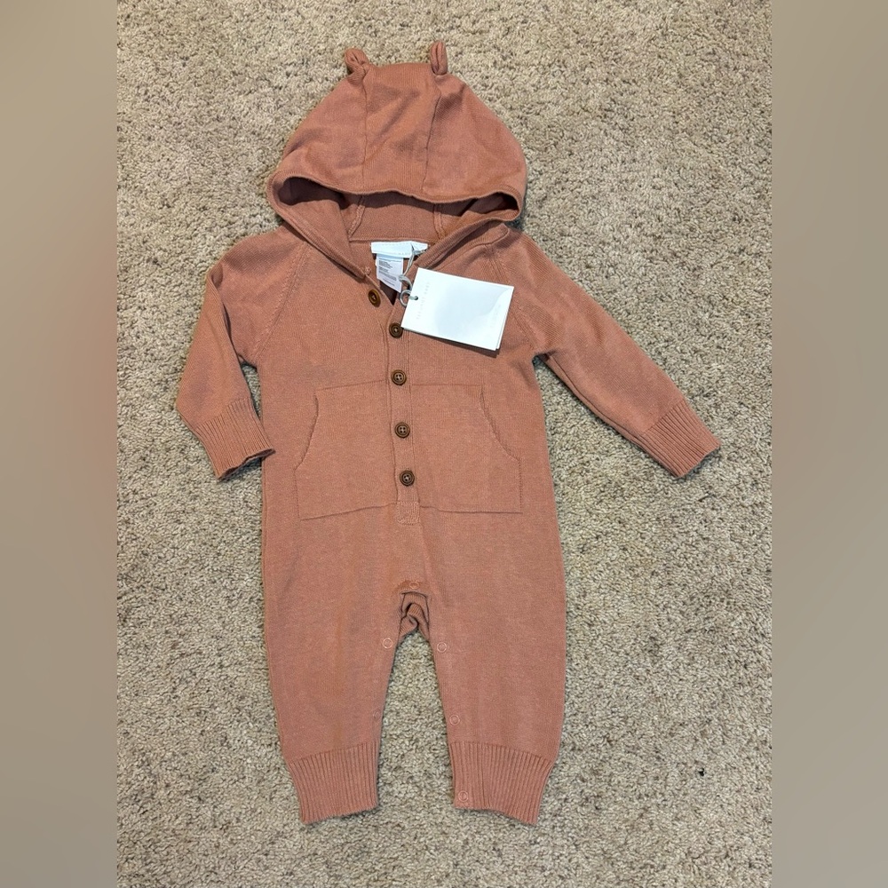Elegant Baby Rust/Brown Knit Jumpsuit/buttons down the front. Size 12 months